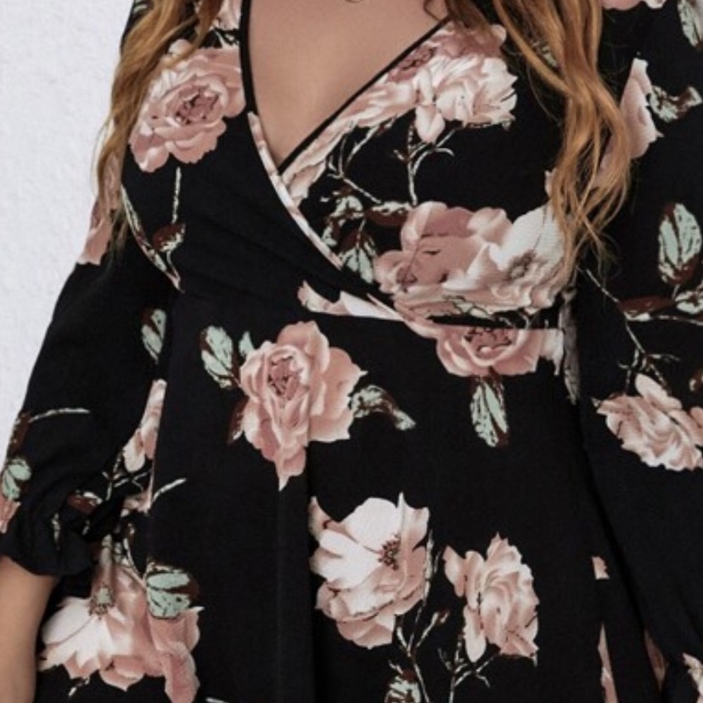 Floral Print Romper - Picture 2 of 2